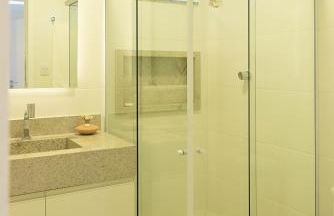 Na Beira da Praia - Conforto e vista privilegiada do 10º andar! - Foto 14