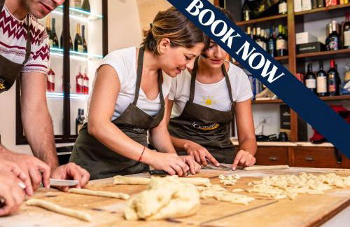 La Dolce Vita Of Via Veneto - Prestigious Apartment With Wonderful Terrace In the Historic Center - Foto 49