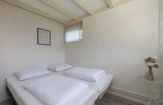 Welcoming Bungalow With Garden - Foto 2