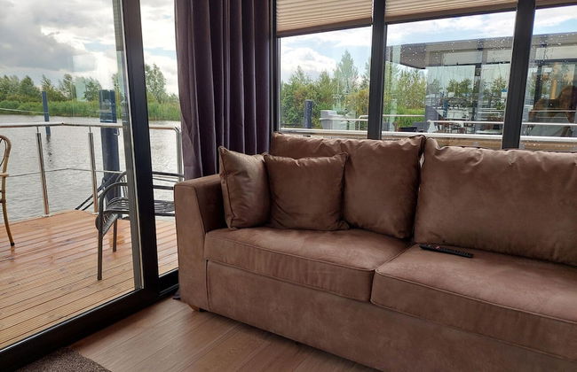 Luxury Houseboat in Volendam Marina - Foto 6
