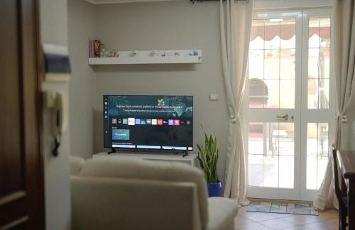 Un passo dal Mare - 50m from the Sea, with Garden, AC & WiFi - Foto 7