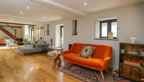 The Ivy Barn - Photo 4