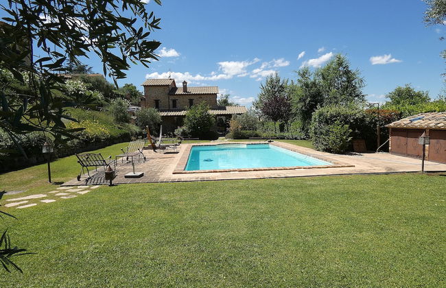 I Escape to Umbria, Quiet - Photo 20