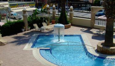 Antonios Hotel - Photo 4