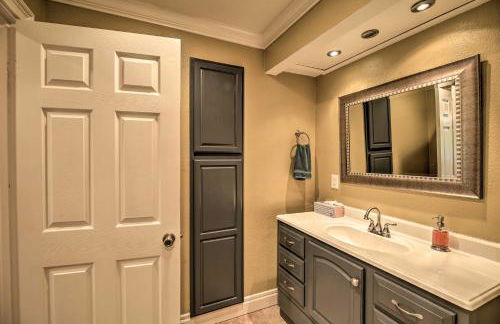 Inviting Family Abode with Dock on Norris Lake! - Foto 26