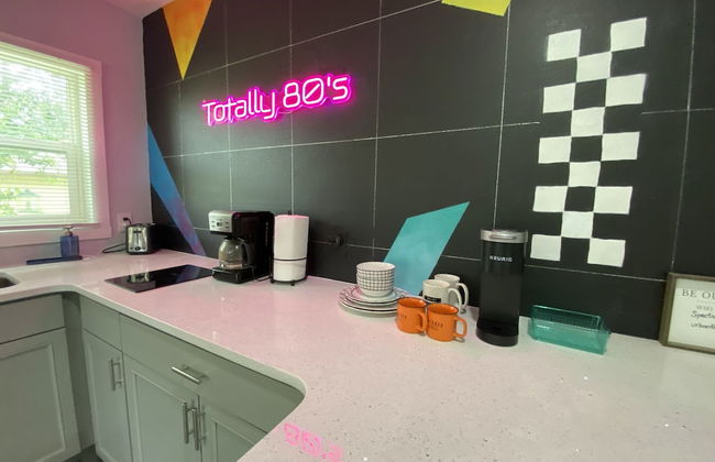 Totally 80's - Photo 11