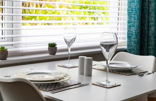 2 Chatsworth Riverscape Apartments - Peaceful apartment in great location with free parking overlooking the Gannel just a short walk from Newquays incredible beaches and local amenities - Foto 10