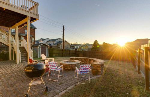 Historic Pet-Friendly Stay Near Broadway w Fire Pit - Foto 1