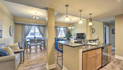 Grand Haven Condo - Walk to Nearby Hot Spots! - Foto 5