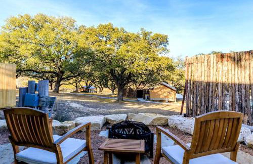 Pet-Friendly Glamping Cabin, with River Access in Ingram, Texas - Foto 33