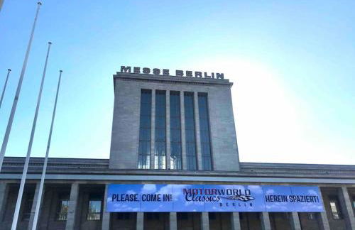 Ground Floor in Villa in Charlottenburg Garden View - Foto 23