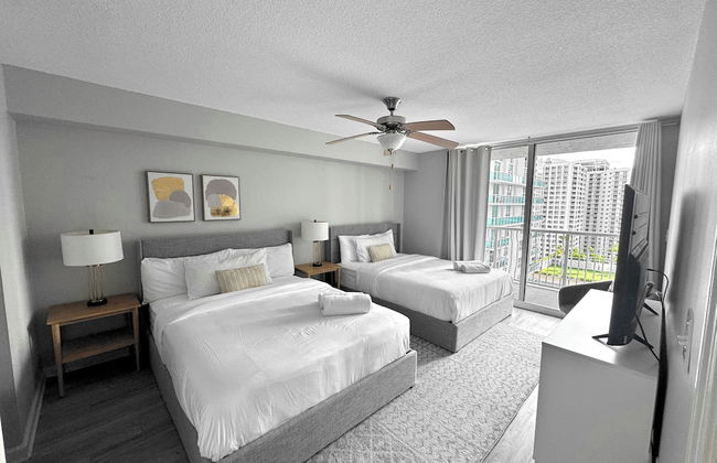 Modern Condos Available in Brickell - Photo 31