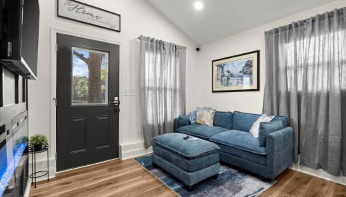 2BD 2BA Designer Cottage in Decatur - Foto 4