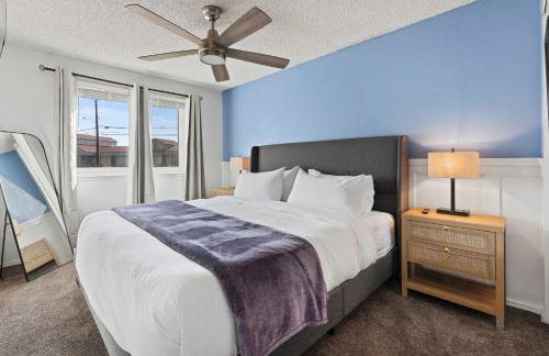 Family 4BR Home with Patio by Willowcreek Park - Foto 13