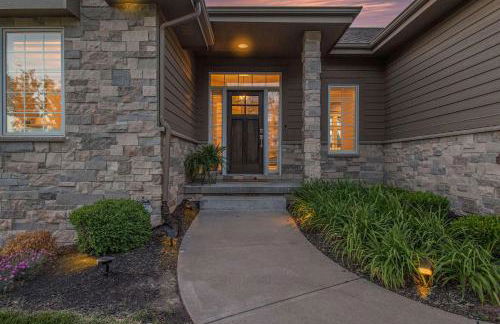 Luxury Stay with Golf Simulator and 3 King Bedrooms - Foto 69