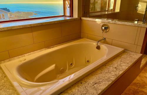 Gorgeous Oceanview, by OceanviewHotTubs Oceanfront! Shelter Cove, CA Tesla EV Station - Foto 24