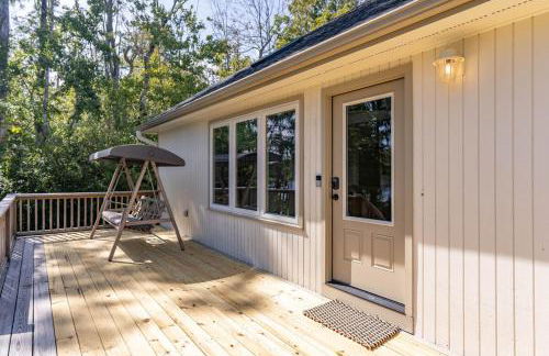 Waterfront Treehouse on the Cape Fear with Dock - Foto 32