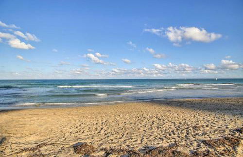 Riviera Beach Home with Pool - Walk to Beaches! - Foto 26