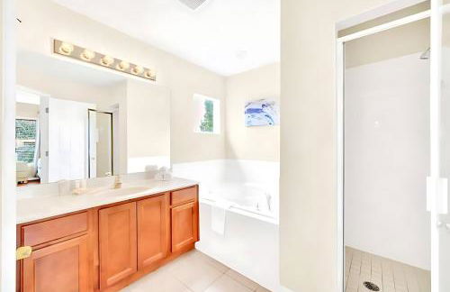 Bella Vida House with Pool and Games - Near Disney! - Foto 29