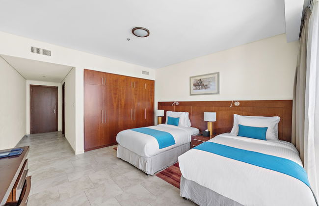 Blue Beach Tower - Photo 26