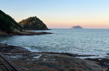 Búzios casa pé na areia em condomínio beira mar - Foto 59