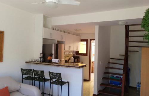 Casa a 350m da praia de Geriba - Foto 8