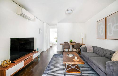 39-3 Newly renovated 3 BR Prime midtown sleeps 6 - Foto 3