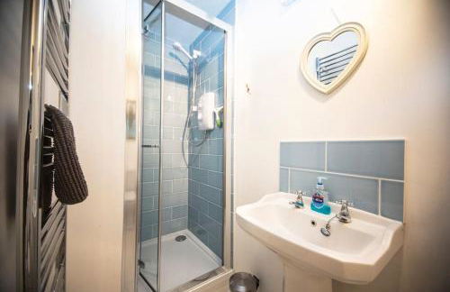 Pet Friendly 3BR Scenic Family Haven with Fibre WiFi - Foto 13