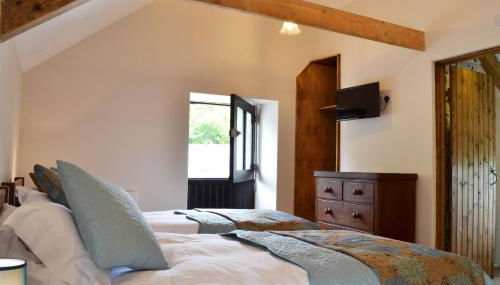 Ponycob hot tub 2 bed ensuite - Foto 4