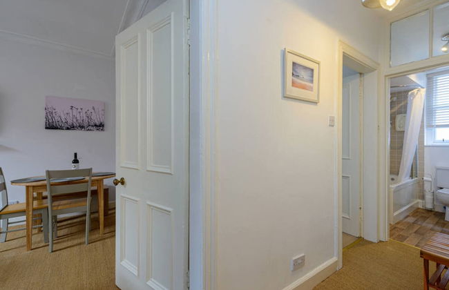 Pebbles Apartment - Heart of Town - Foto 10