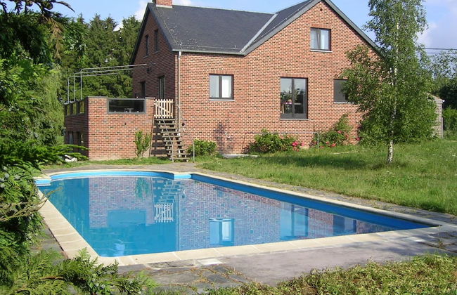 Modern Stay With Hot Tub - Photo 1