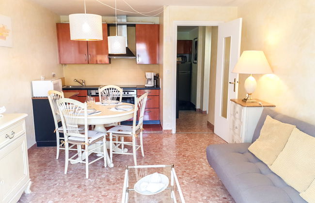 Reine Astrid - Foto 4