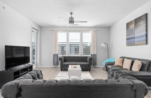 Affordable 2-Bedroom Fishers Pool View - Foto 1