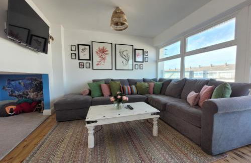 No. 28 Contemporary beach side property with sea views - Foto 1