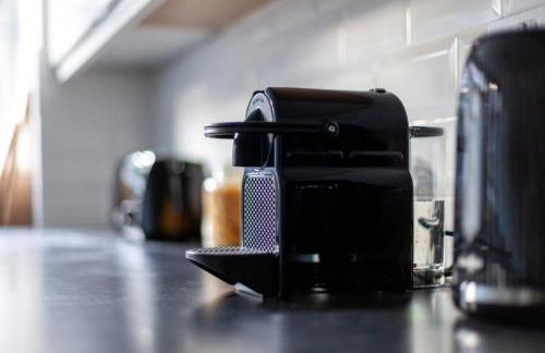 Arte Stays - 3-Bedroom Bright House London, Haggerston, Garden, Parking, 8 min walk to Haggerston Station, weekly or monthly stays, serviced accommodation - 7 guests - Foto 10