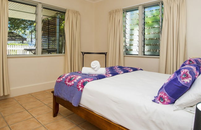 Picnic Bay Apartments Unit 1 - Photo 3