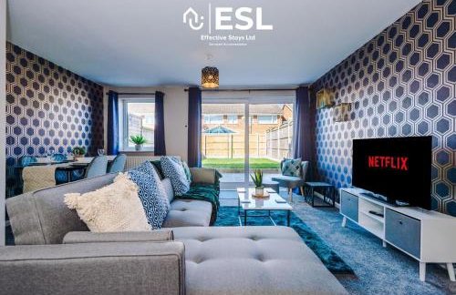 3 Bedroom House with Garden and Driveway Parking - Less than 10 Mins from Chester City Centre - Foto 1