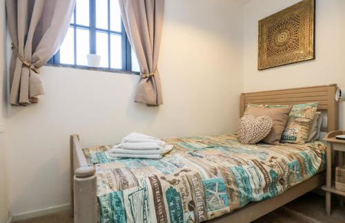 Riverview - Photo 19