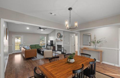 Renovated, Dog Friendly, Fenced Yard, Game RM - Foto 18