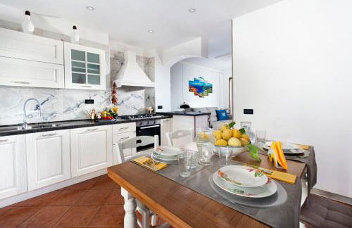 Appartamento in Villa con Terrazzo e Vista Golfo - Foto 10