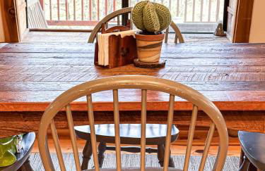 Entire cabin on Lake Sequoyah - Foto 8