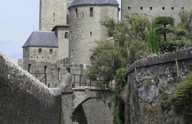 Le Logis des Remparts à l'intérieur de la Cité médiévale, Jardin privé, Parking inclus - Foto 10