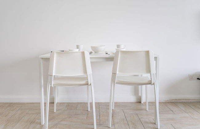 OYO Home 43951 Fair Studio Empire City Marriot - Photo 9