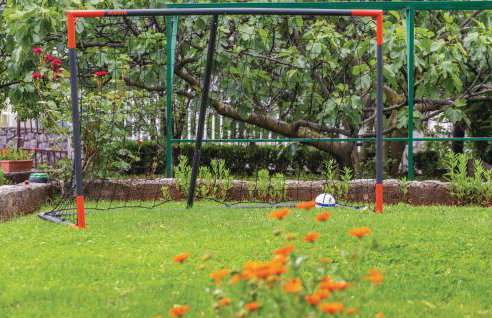 3 Bedroom Cozy Apartment In Viskovo - Foto 7