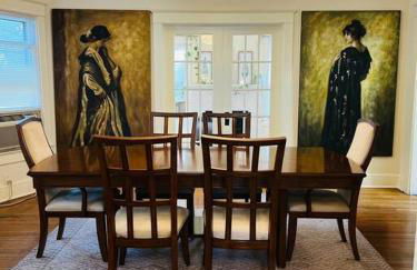 4 Bedroom DC's Best Location with Parking, Walk to Clarendon Metro, Shopping and Nightlife! - Foto 2