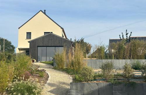 IDEAL - Villa, jaccuzi & jardin privé - 1 à 11 personnes - proche plage & bourg - Foto 4