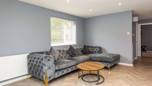 Modern & Stylish 3 Bedroom Home in Peterborough - Foto 2