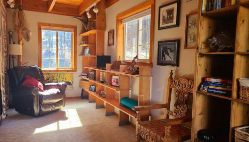 Blacktail Cabin Hideaway with hot tub - Foto 2