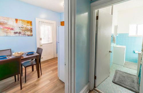 Stylish Apt - 2 Queen Bed - Easy Hospital Access - Foto 23