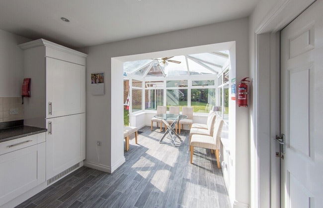 5 Bed Detached House - Sleeps 14 - Photo 32